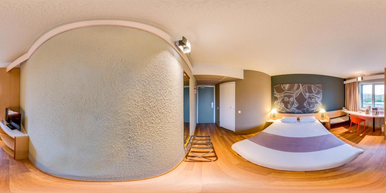 Ibis Aalst Hotel Bagian luar foto