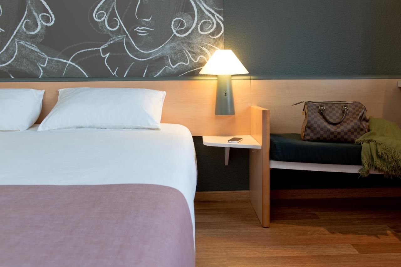 Ibis Aalst Hotel Bagian luar foto