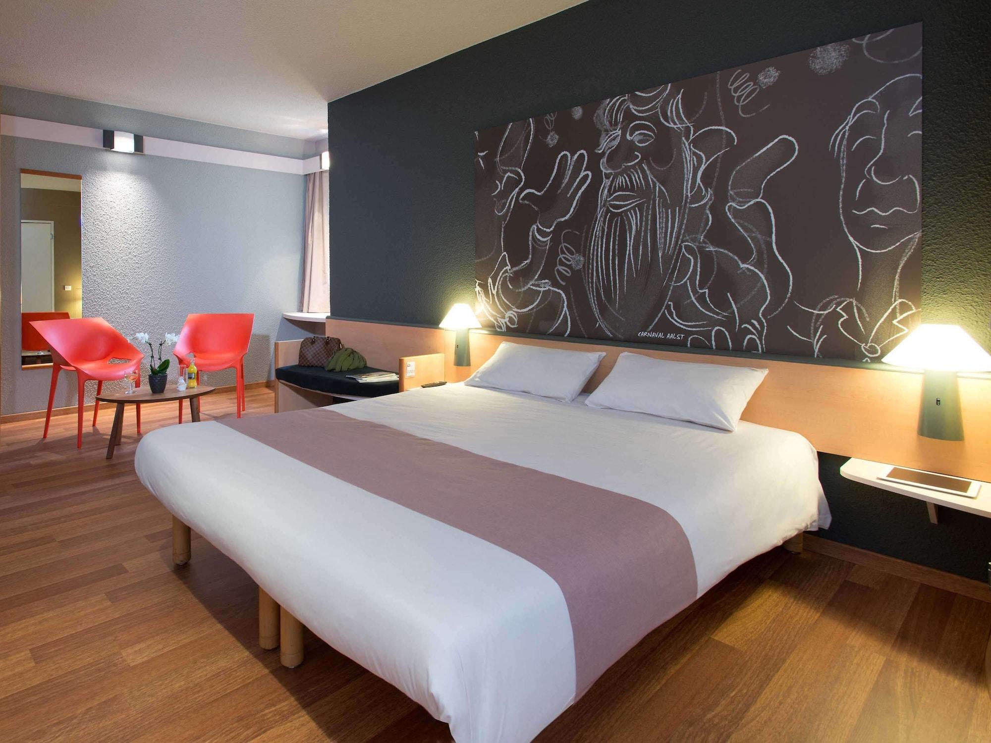 Ibis Aalst Hotel Bagian luar foto