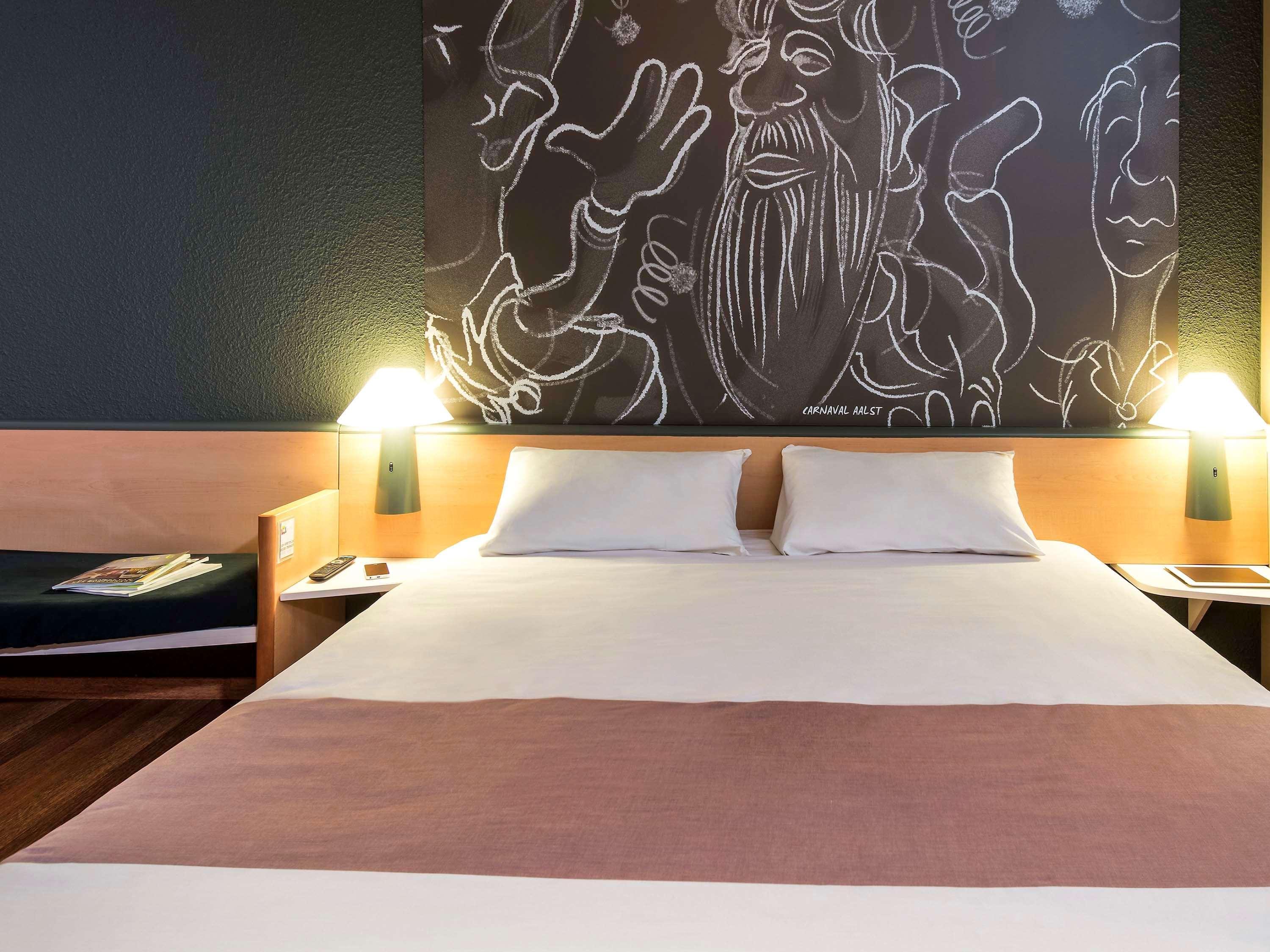 Ibis Aalst Hotel Bagian luar foto