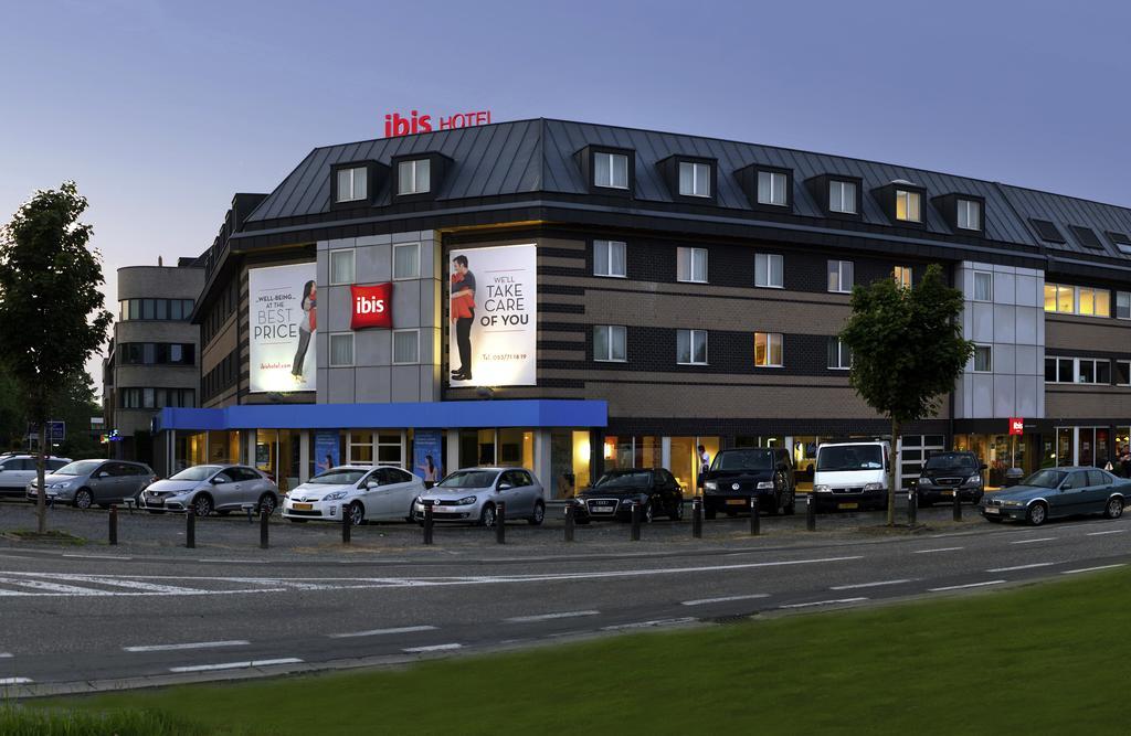 Ibis Aalst Hotel Bagian luar foto